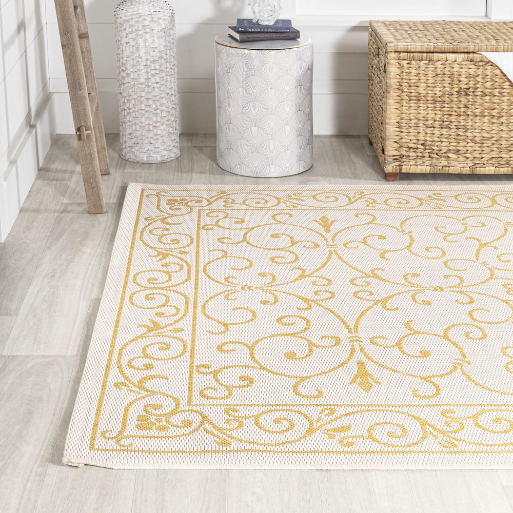 Charleston Vintage Filigree Textured Weave Indoor/Outdoor Area Rug. Picture 3