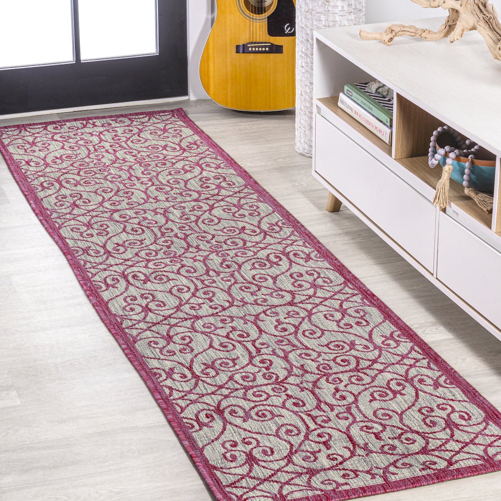 Madrid Vintage Filigree Textured Weave Indoor/Outdoor Runner Rug. Picture 2