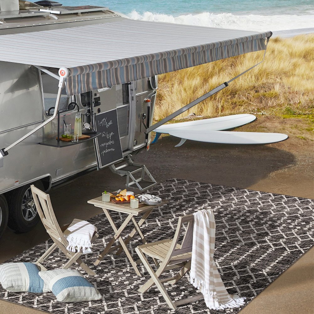 Ourika Moroccan Geometric Textured Weave Indoor/Outdoor Runner Rug. Picture 7