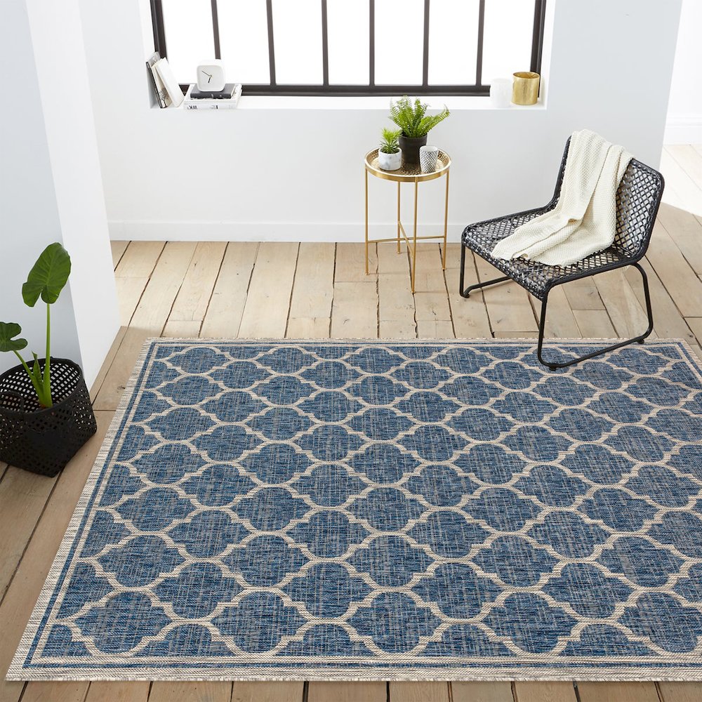 Trebol Moroccan Trellis Textured Weave Indoor/Outdoor Area Rug. Picture 10