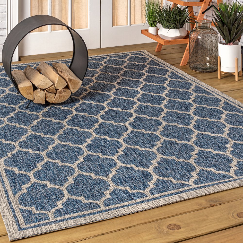 Trebol Moroccan Trellis Textured Weave Indoor/Outdoor Area Rug. Picture 2