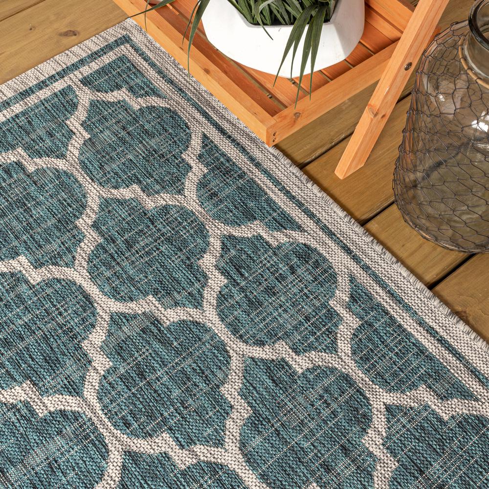 Trebol Moroccan Trellis Textured Weave Indoor/Outdoor Area Rug. Picture 6