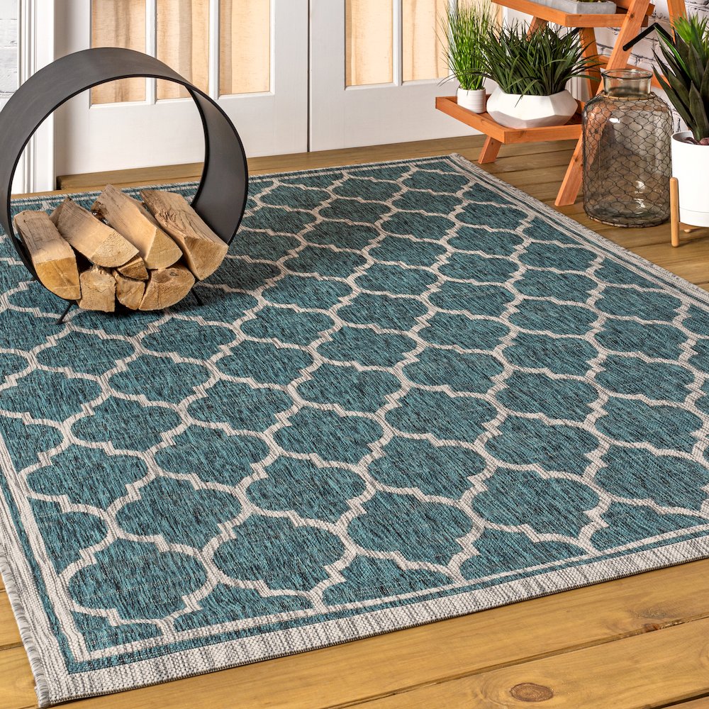 Trebol Moroccan Trellis Textured Weave Indoor/Outdoor Area Rug. Picture 2