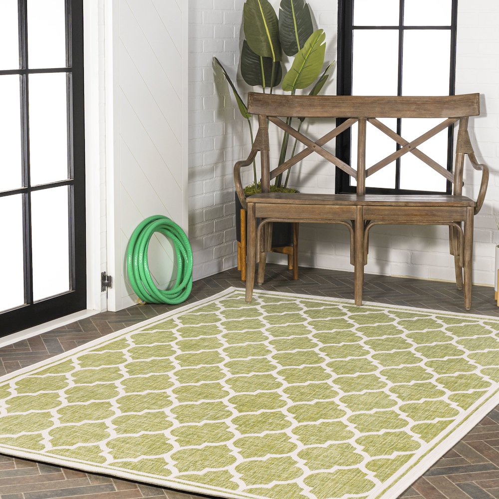 Trebol Moroccan Trellis Textured Weave Indoor/Outdoor Area Rug. Picture 9