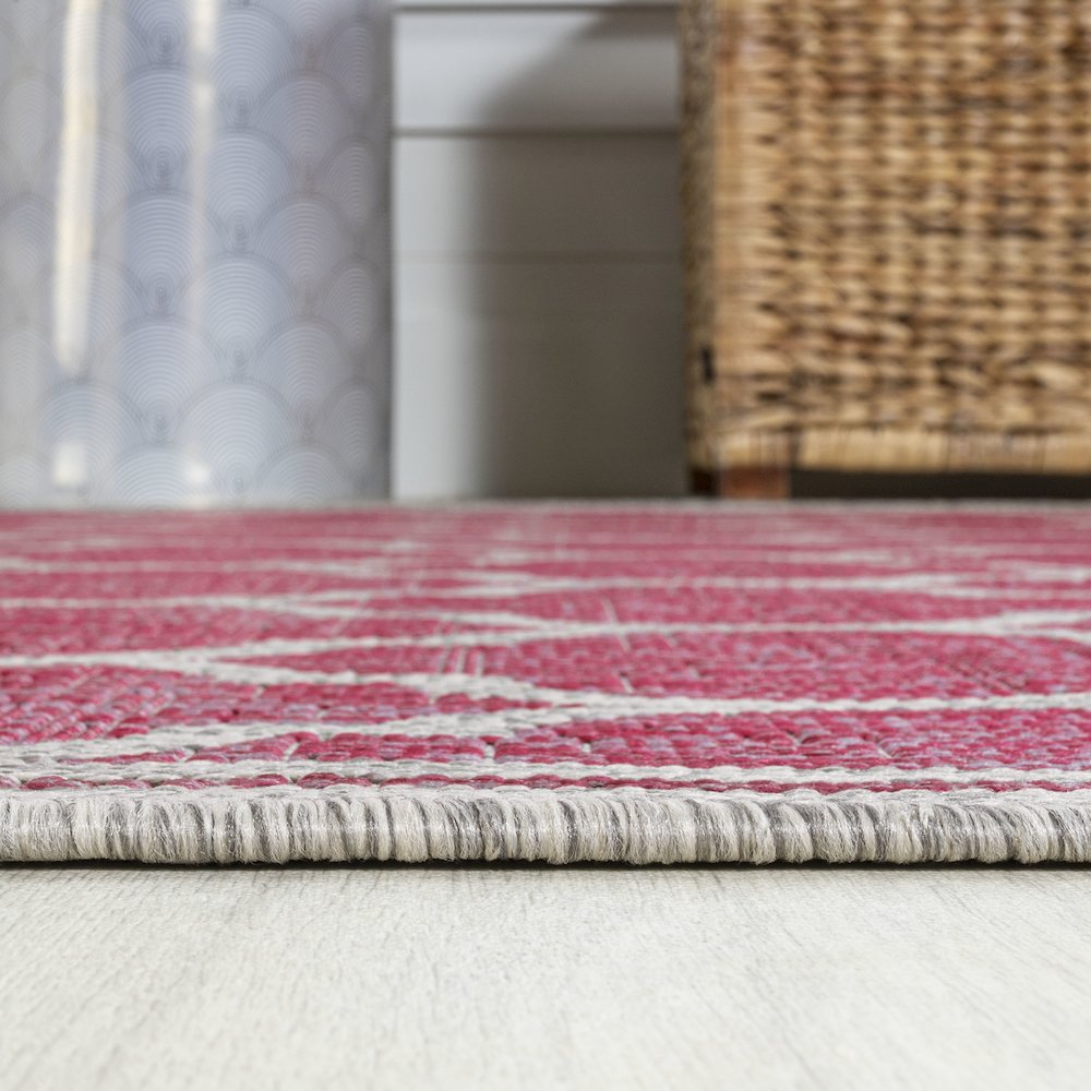 Trebol Moroccan Trellis Textured Weave Indoor/Outdoor Area Rug. Picture 9