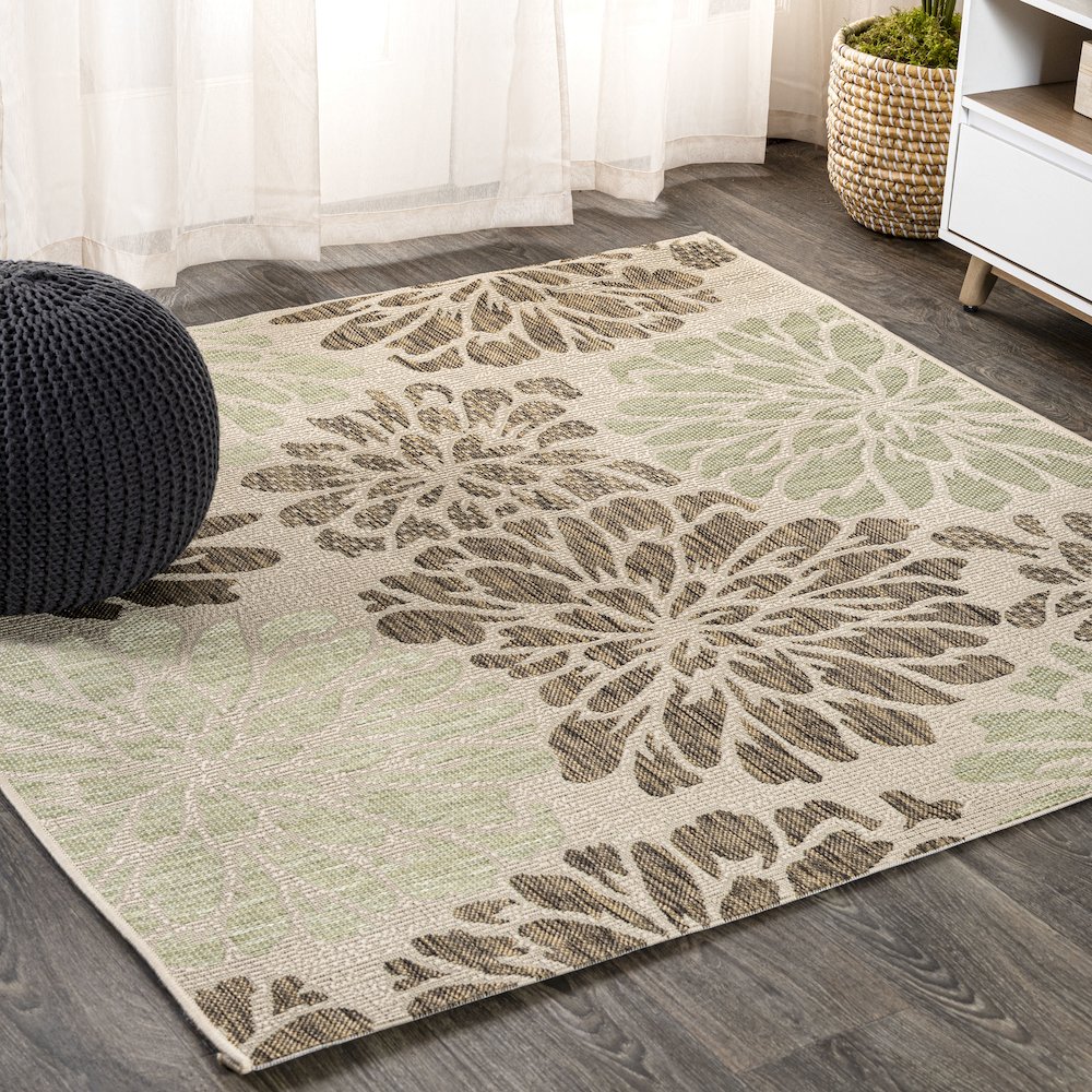Zinnia Modern Floral Textured Weave Indoor/Outdoor Area Rug. Picture 2