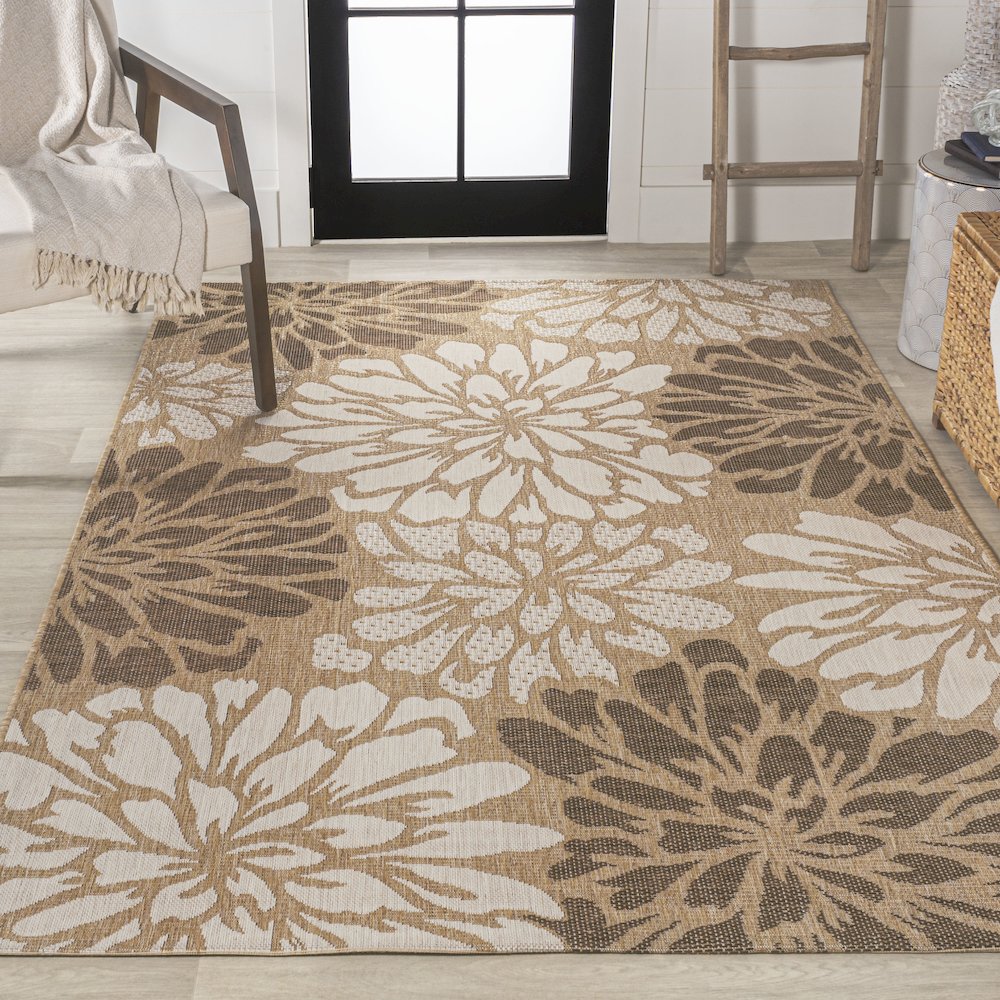Zinnia Modern Floral Textured Weave Indoor/Outdoor Area Rug. Picture 4