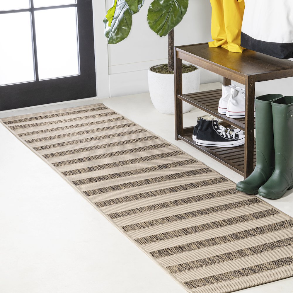 Aveiro Wide Stripe Indoor/Outdoor Area Rug. Picture 2