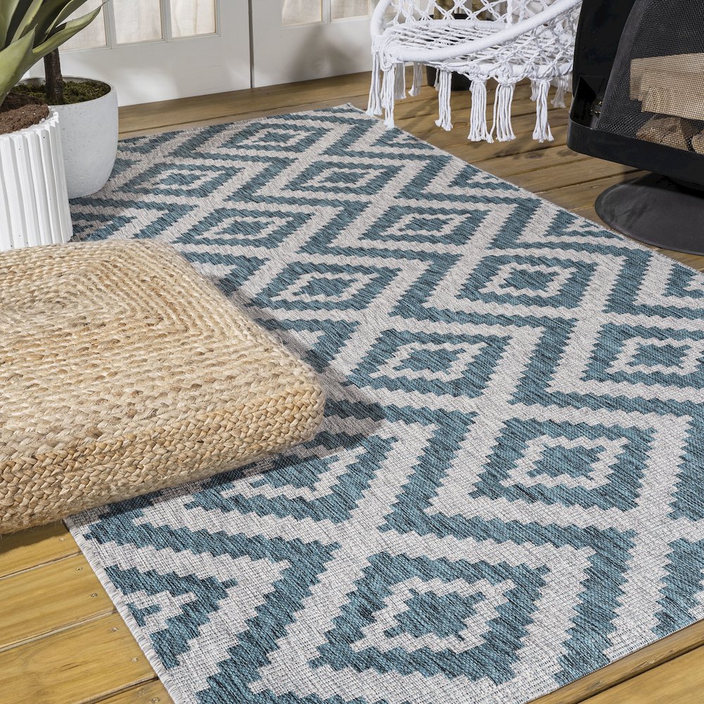 Sintra Diamond Tribal Indoor/Outdoor Area Rug. Picture 6