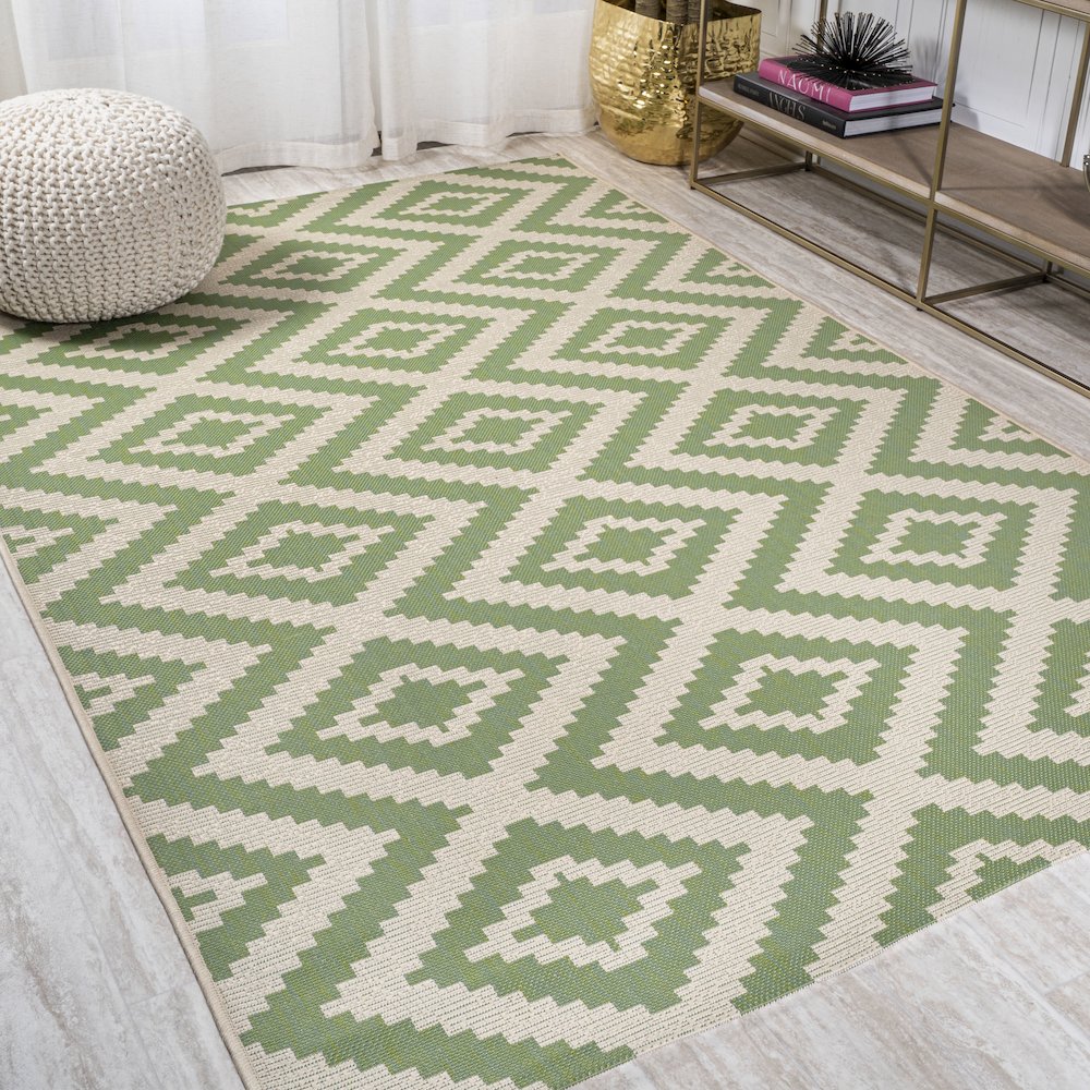 Sintra Diamond Tribal Indoor/Outdoor Area Rug. Picture 2
