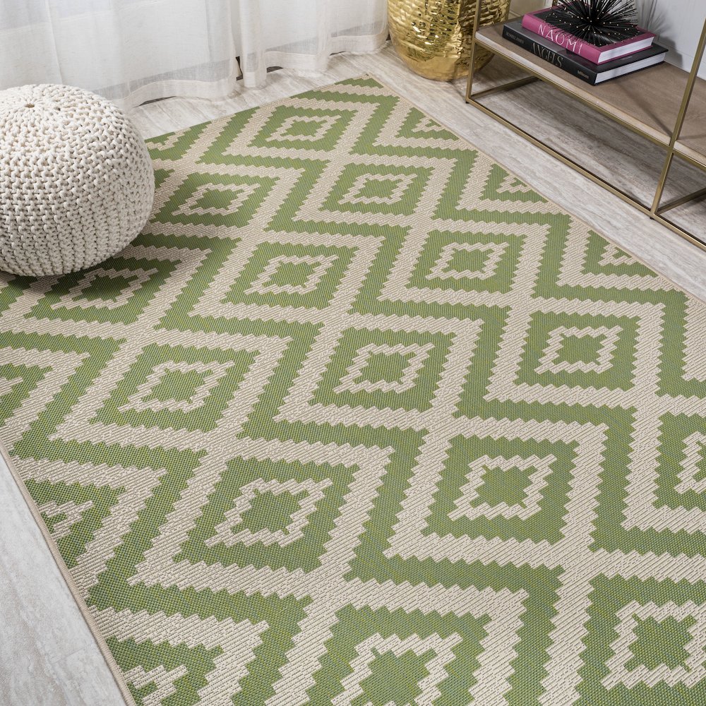 Sintra Diamond Tribal Indoor/Outdoor Area Rug. Picture 4