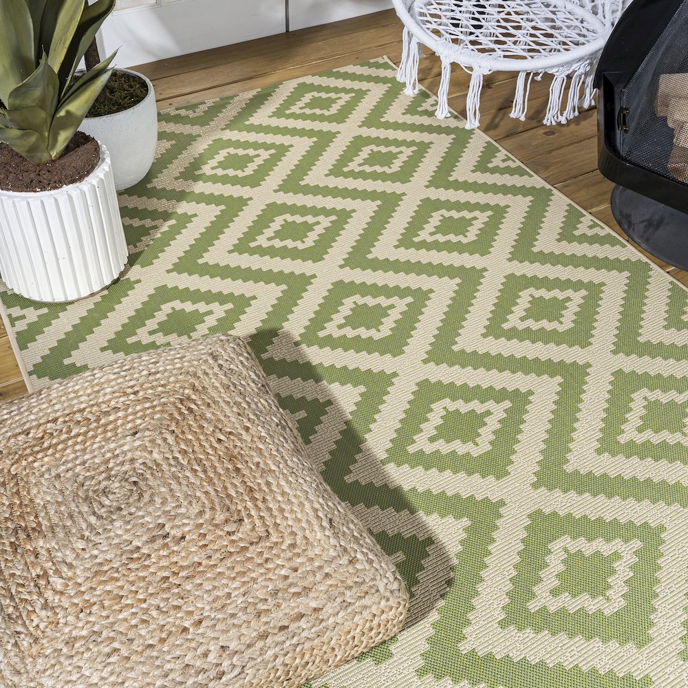 Sintra Diamond Tribal Indoor/Outdoor Area Rug. Picture 8