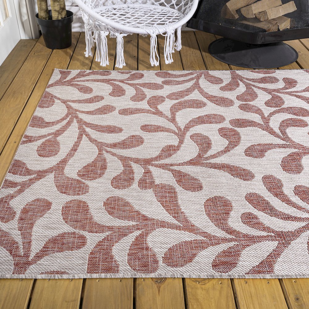 Vine All Over Indoor/Outdoor Area Rug. Picture 7