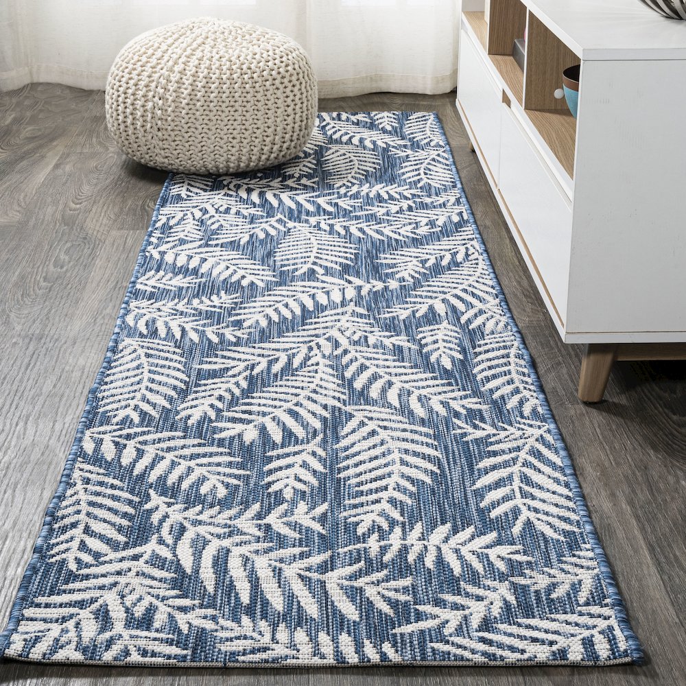 Nevis Palm Frond Indoor/Outdoor Area Rug. Picture 2