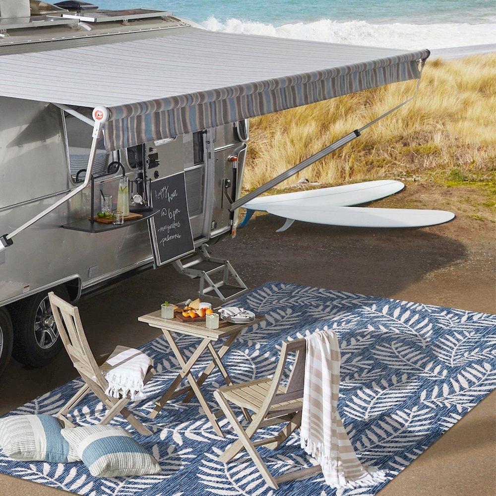 Nevis Palm Frond Indoor/Outdoor Area Rug. Picture 8