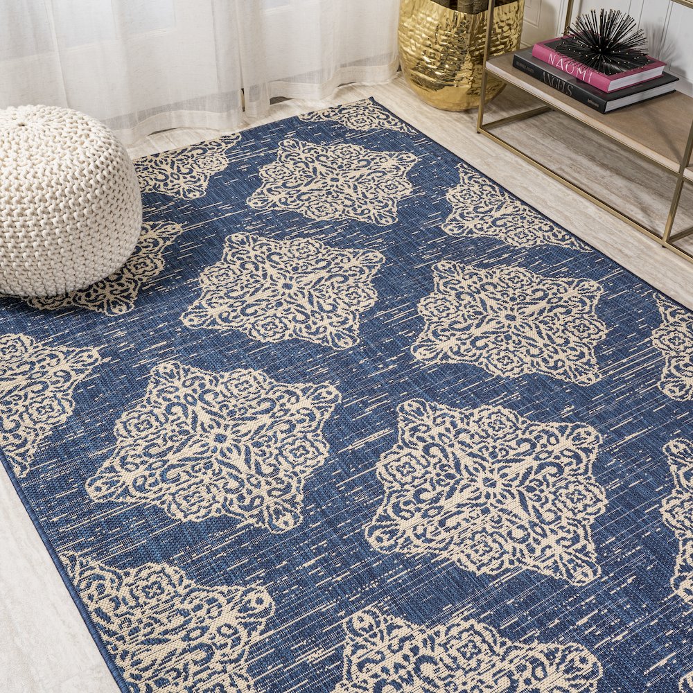 Tuscany Ornate Medallions Indoor/Outdoor Area Rug. Picture 4