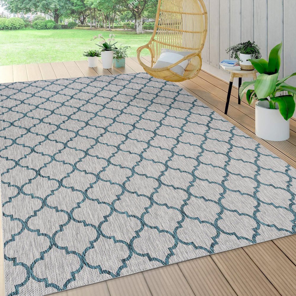 Arabesque Ogee Trellis Indoor/Outdoor Area Rug. Picture 5