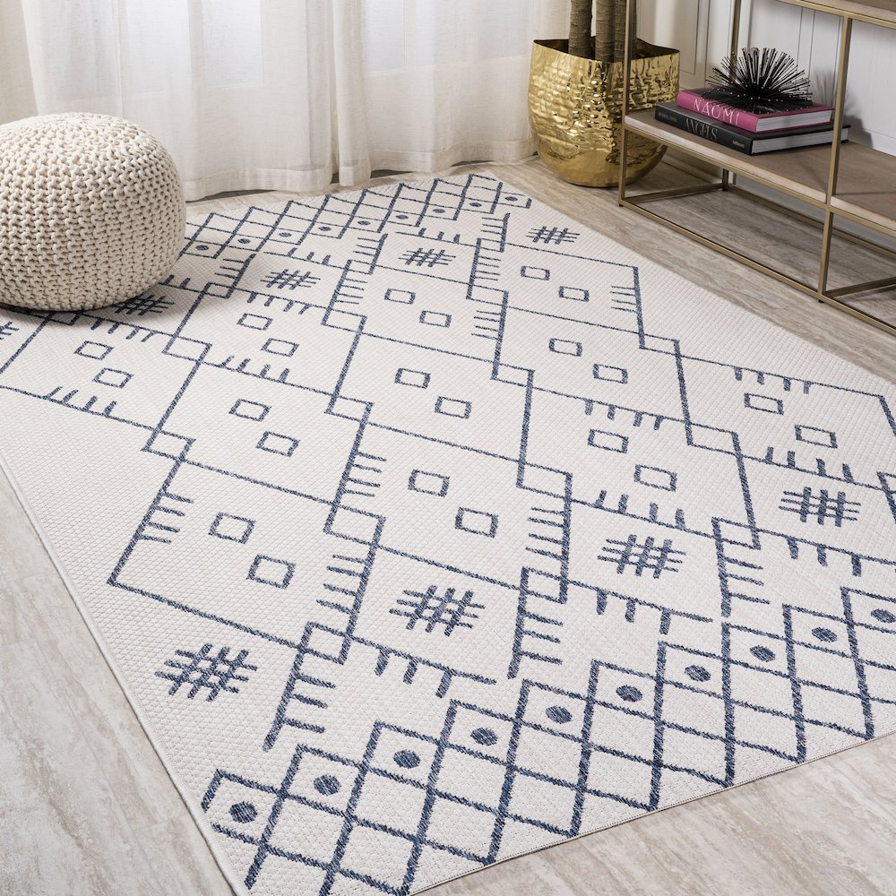 Boho Moroccan Indoor/Outdoor Area Rug. Picture 2