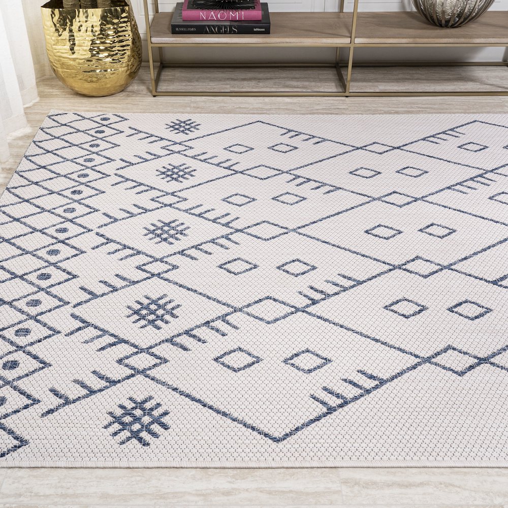 Boho Moroccan Indoor/Outdoor Area Rug. Picture 3