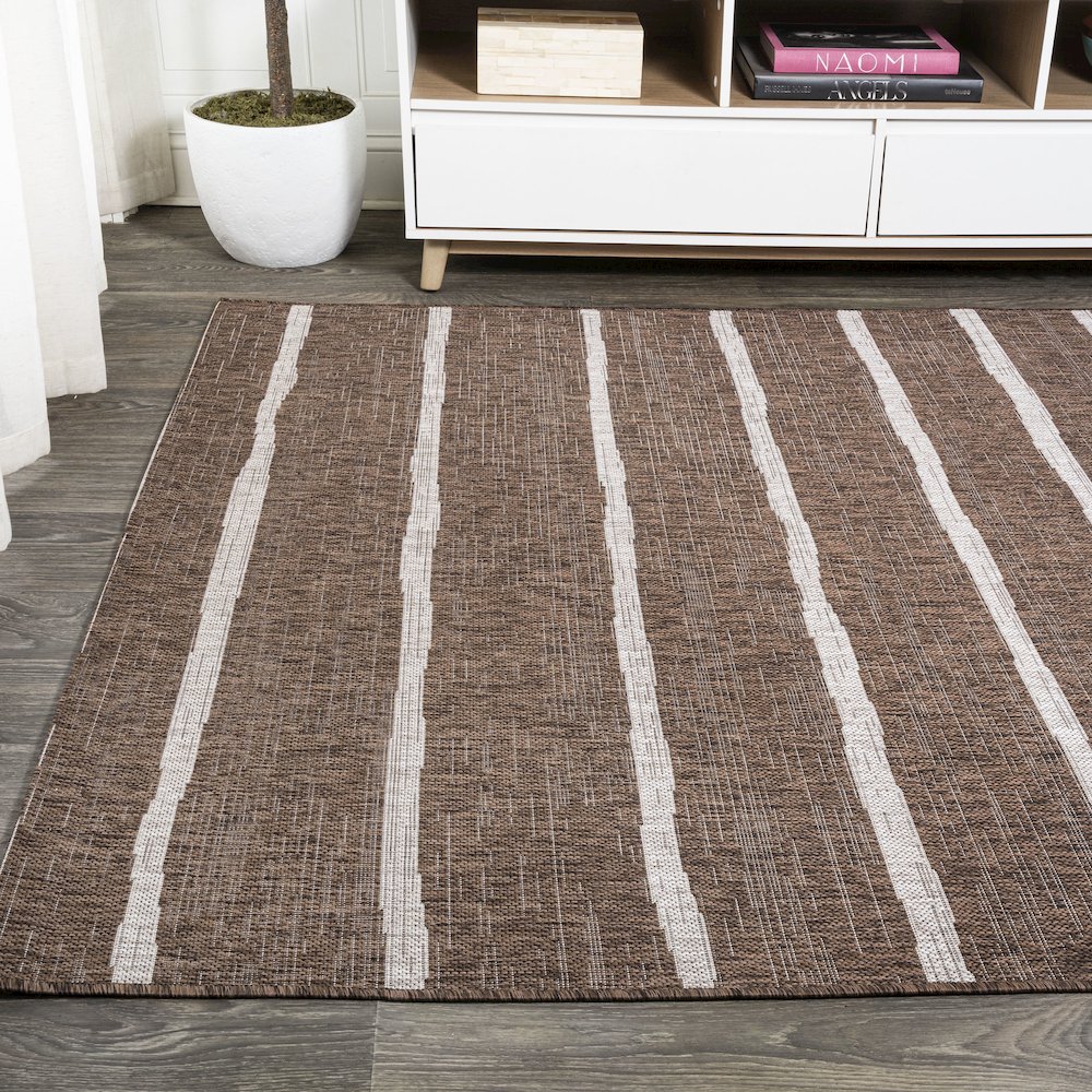 Colonia Berber Stripe Indoor/Outdoor Area Rug. Picture 3