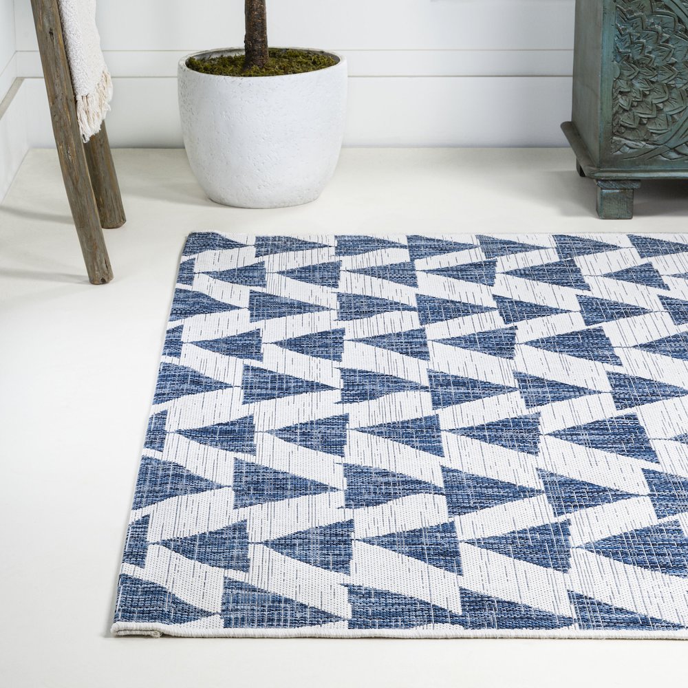 Andratx Modern Tribal Geometric Indoor/Outdoor Area Rug. Picture 3
