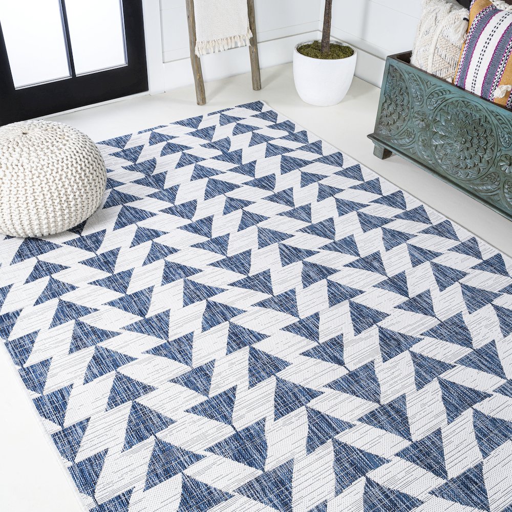 Andratx Modern Tribal Geometric Indoor/Outdoor Area Rug. Picture 4