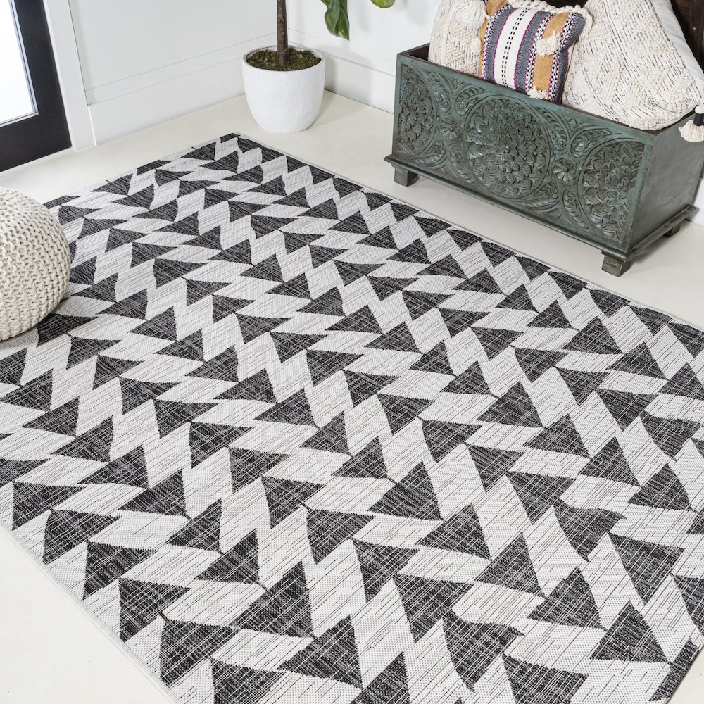 Andratx Modern Tribal Geometric Indoor/Outdoor Area Rug. Picture 4