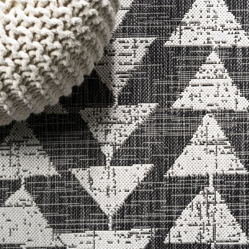 Andratx Modern Tribal Geometric Indoor/Outdoor Area Rug. Picture 4