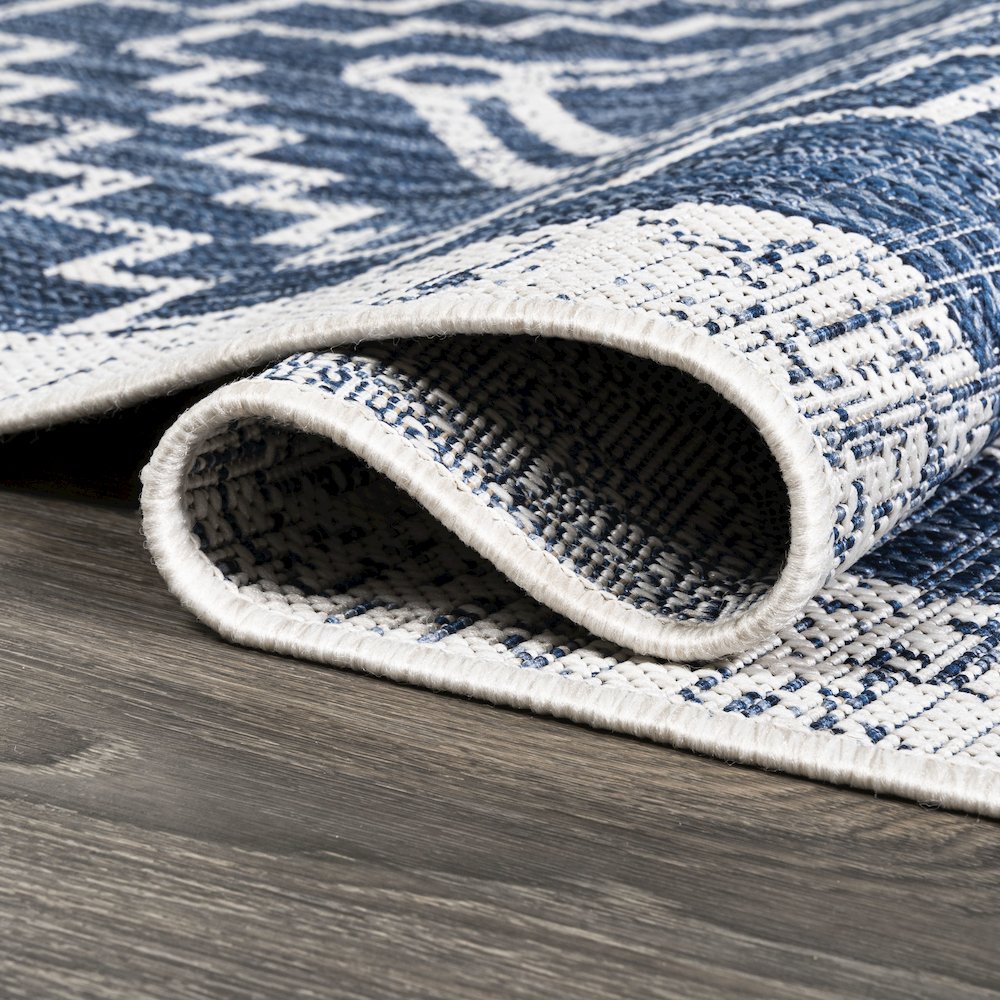 Marokko Diamond Tribal Medallion Indoor/Outdoor Area Rug. Picture 8