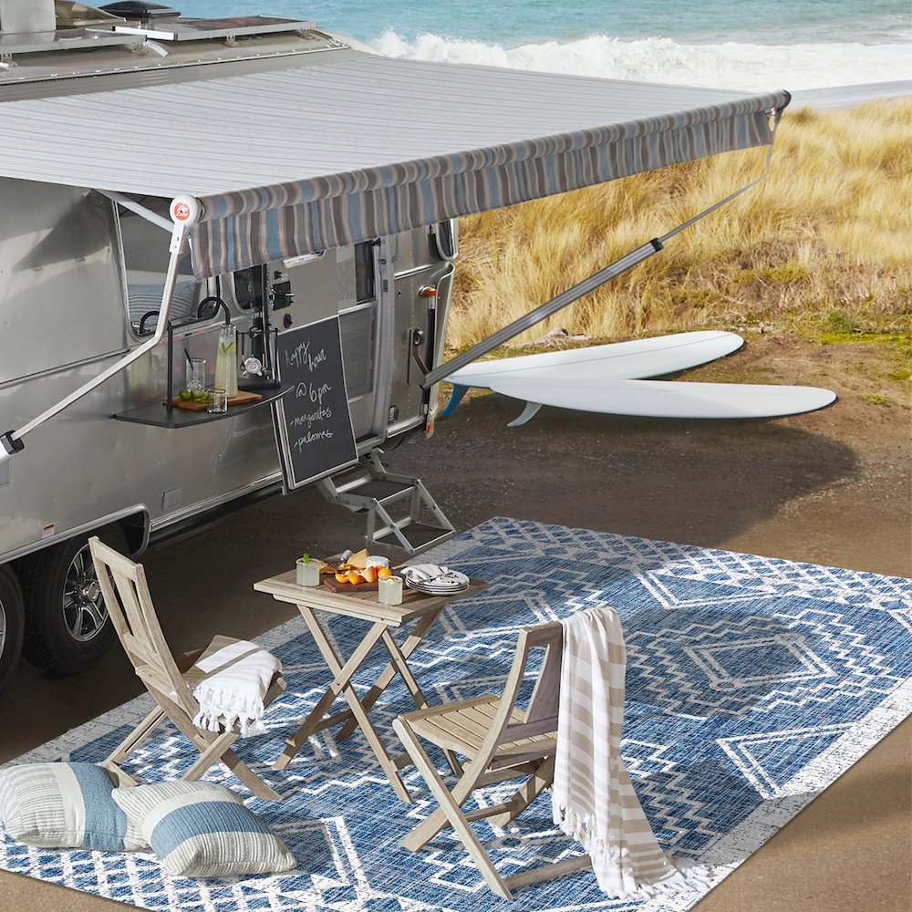 Marokko Diamond Tribal Medallion Indoor/Outdoor Area Rug. Picture 9