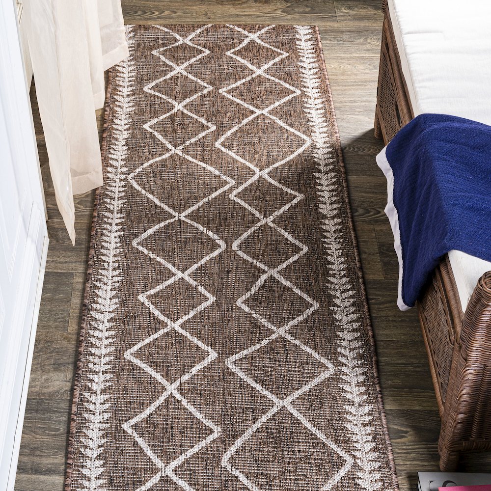 Derya Tribal Diamond Trellis Indoor/Outdoor Area Rug. Picture 2