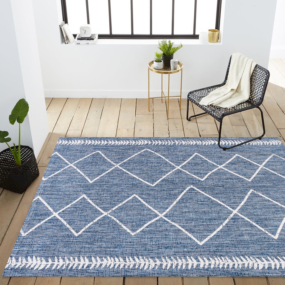 Derya Tribal Diamond Trellis Indoor/Outdoor Area Rug. Picture 16