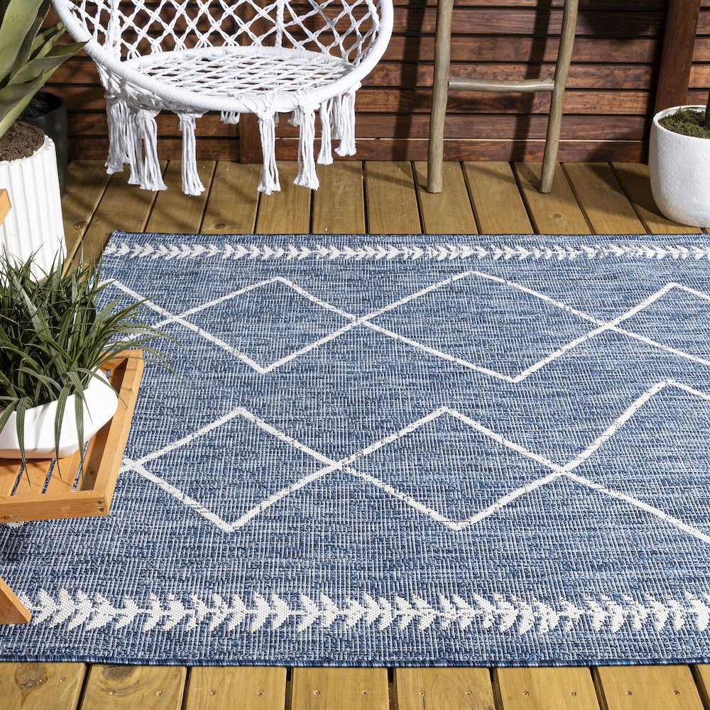 Derya Tribal Diamond Trellis Indoor/Outdoor Area Rug. Picture 8