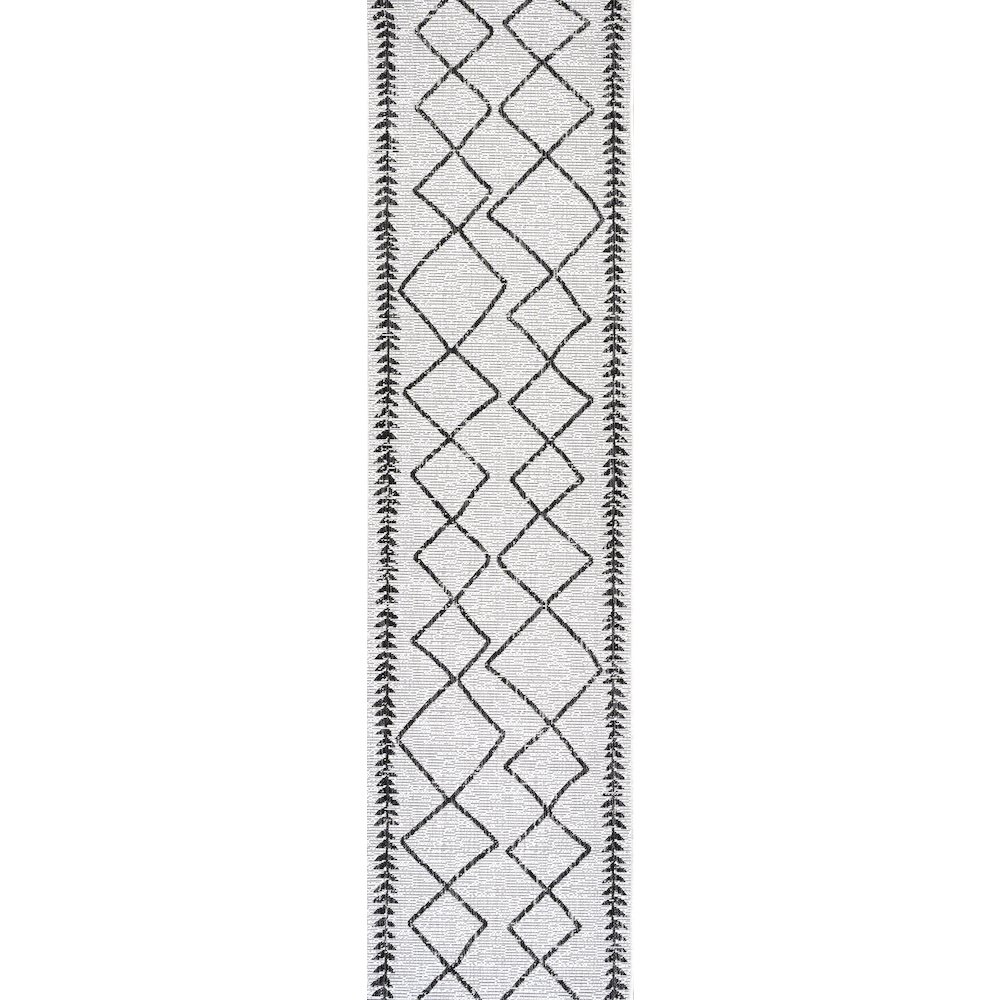 Derya Tribal Diamond Trellis Indoor/Outdoor Area Rug. Picture 1