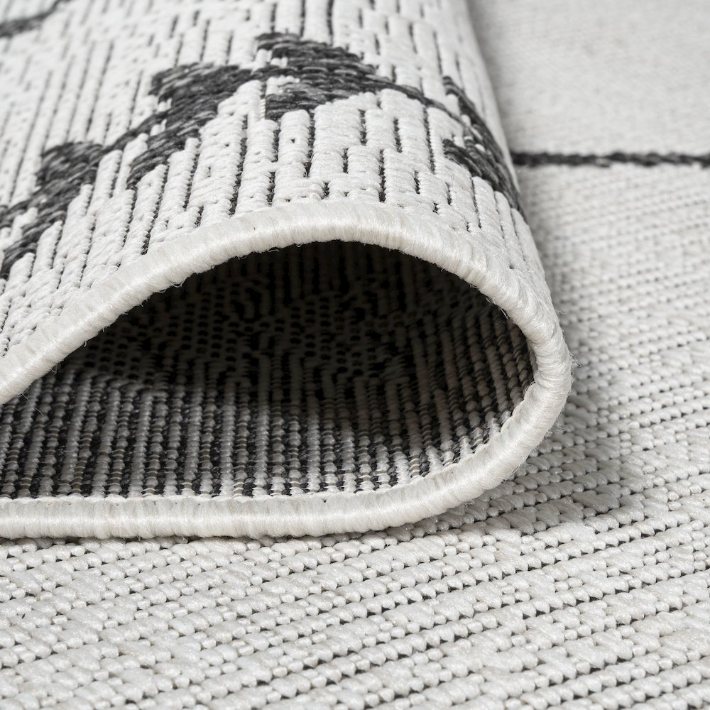 Derya Tribal Diamond Trellis Indoor/Outdoor Area Rug. Picture 6