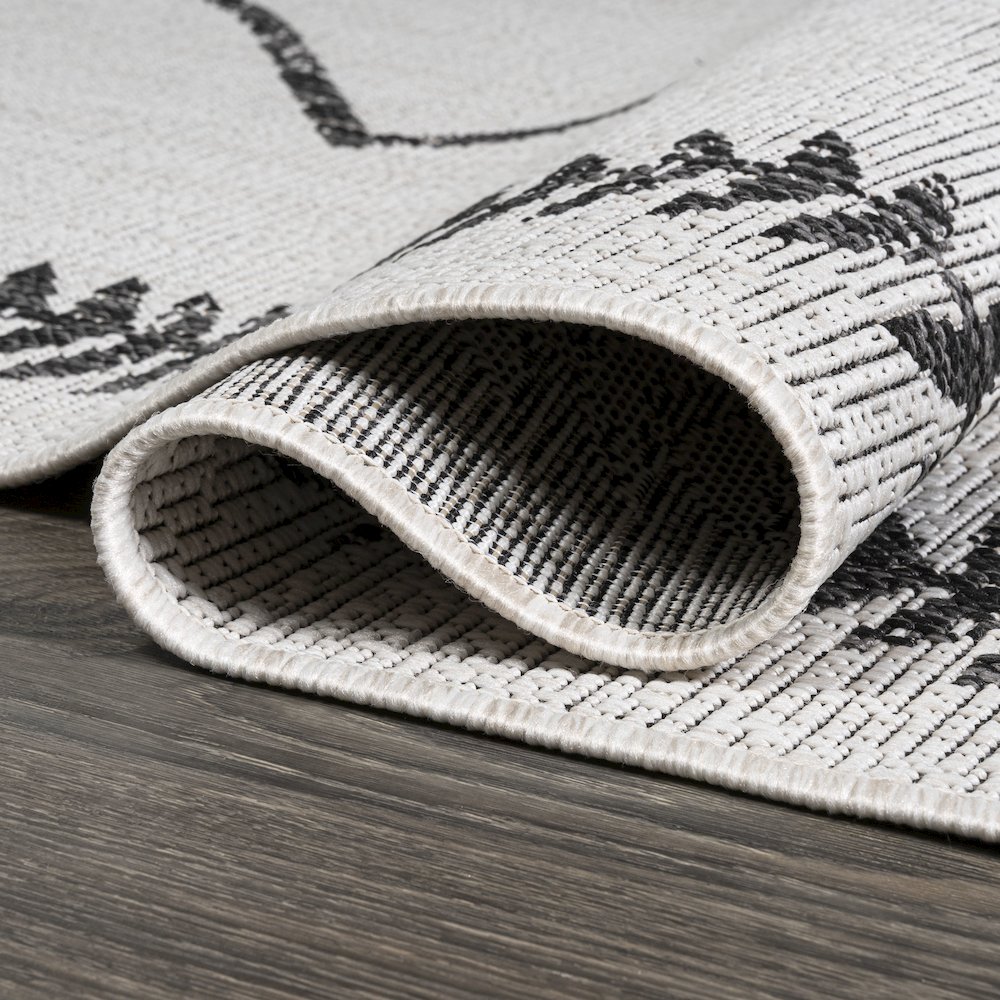Derya Tribal Diamond Trellis Indoor/Outdoor Area Rug. Picture 8