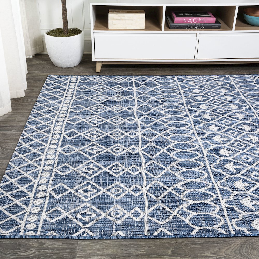 Kafel Tribal Bohemian Indoor/Outdoor Area Rug. Picture 3