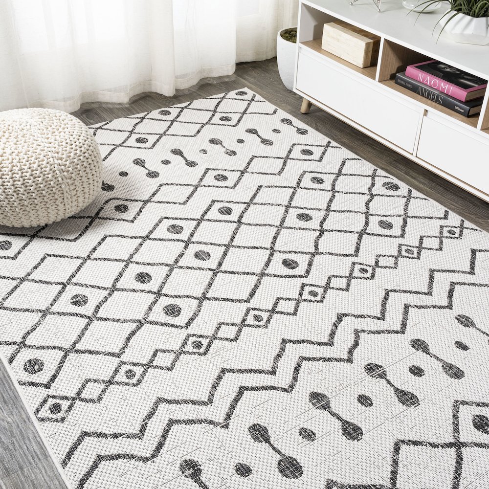 Nokat Tribal Bohemian Indoor/Outdoor Area Rug. Picture 4