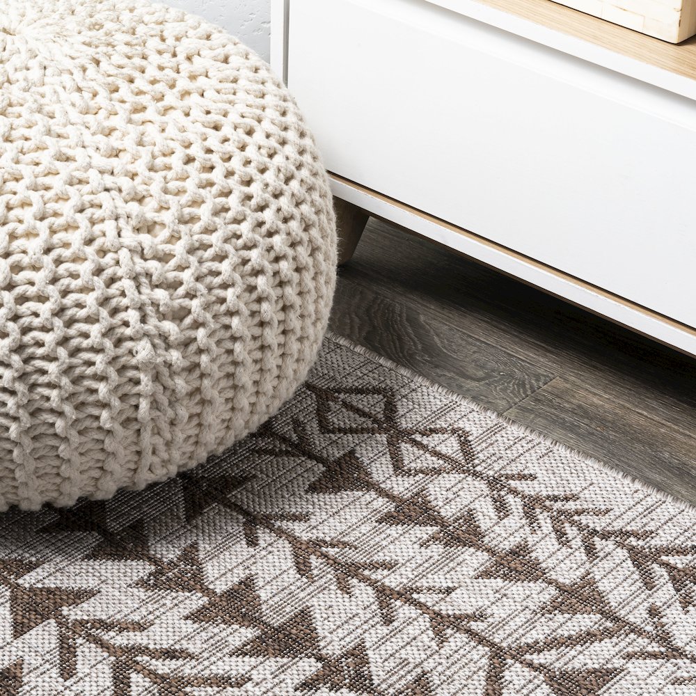 Tokay Bohemian Geometric Indoor/Outdoor Area Rug. Picture 5