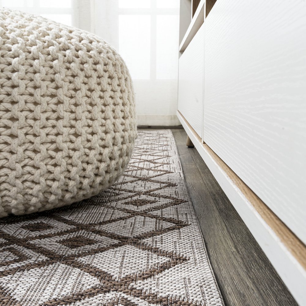 Tokay Bohemian Geometric Indoor/Outdoor Area Rug. Picture 7