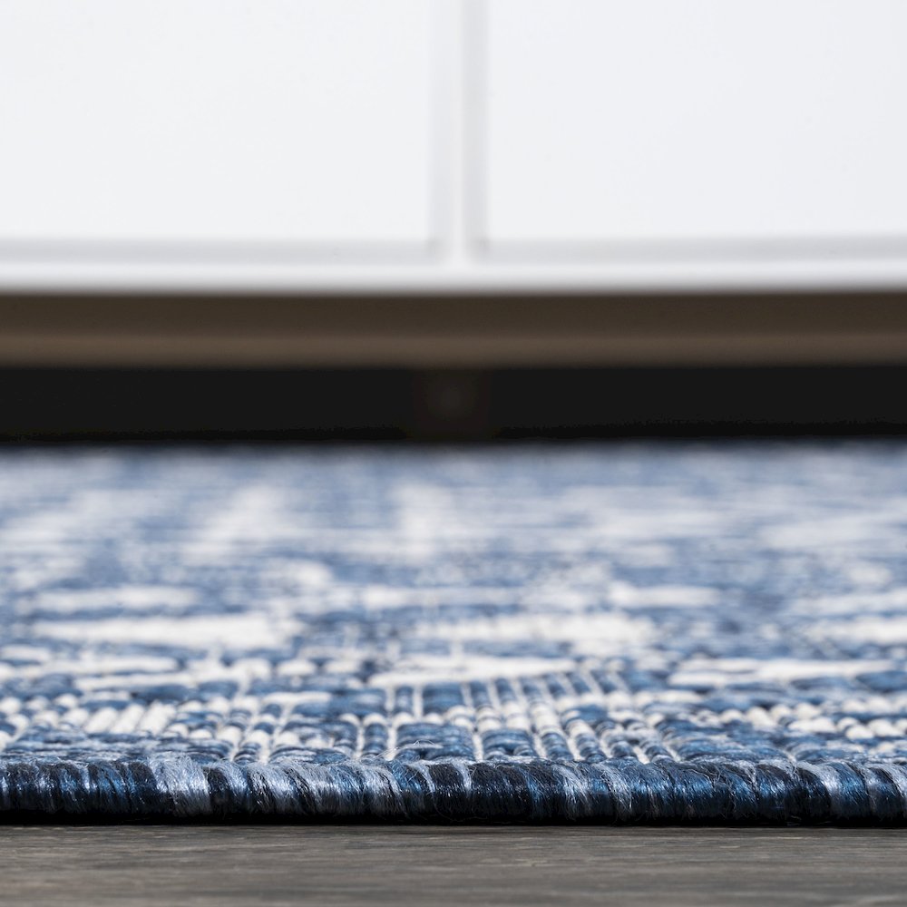 Tokay Bohemian Geometric Indoor/Outdoor Area Rug. Picture 11