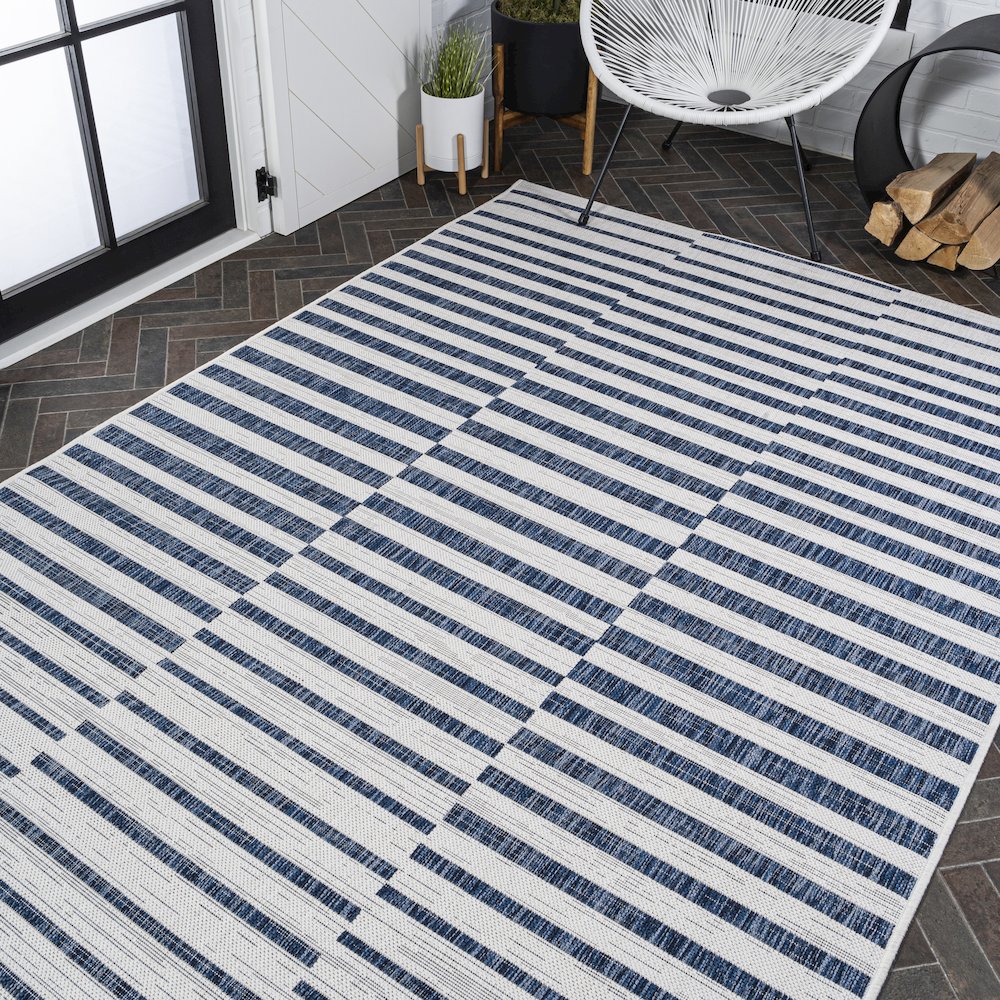Sukie Modern Offset Stripe Indoor/Outdoor Area Rug. Picture 8