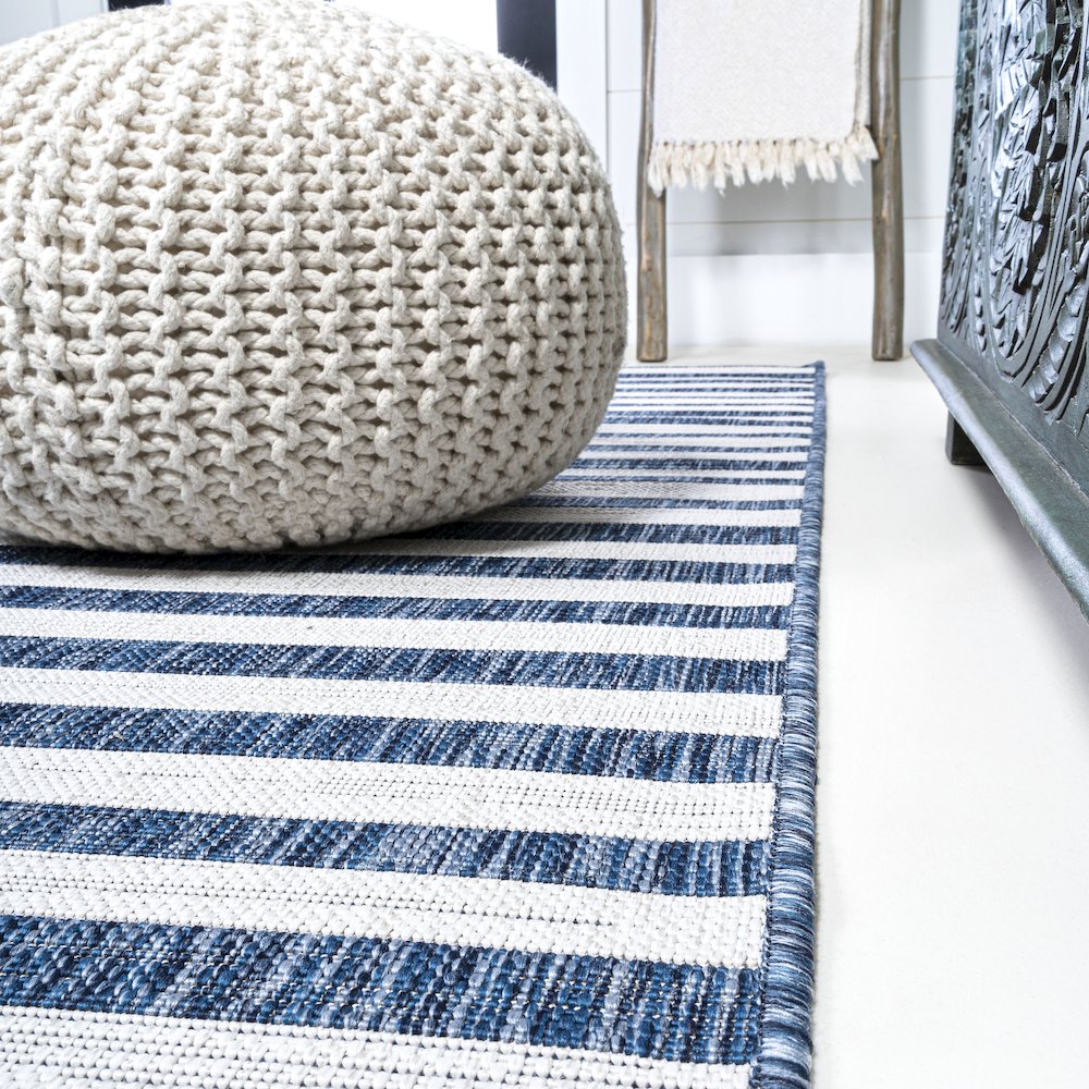 Sukie Modern Offset Stripe Indoor/Outdoor Area Rug. Picture 7