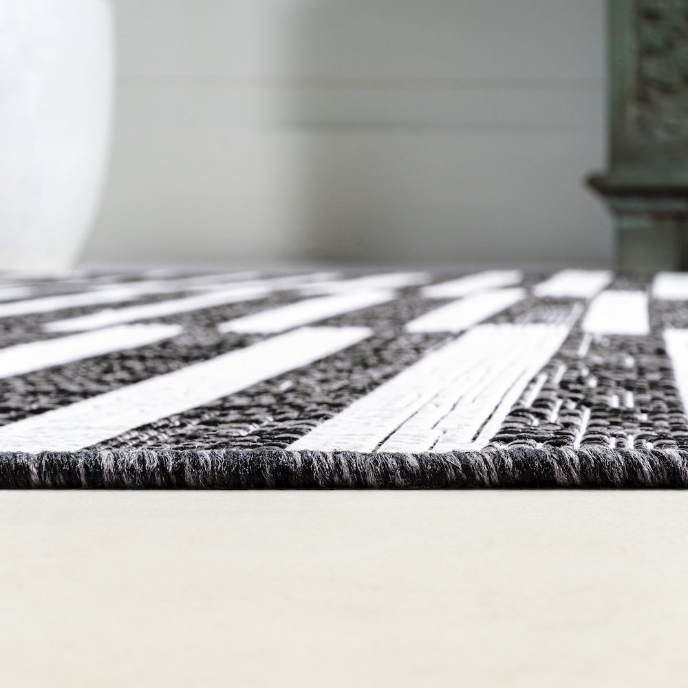 Sukie Modern Offset Stripe Indoor/Outdoor Area Rug. Picture 9