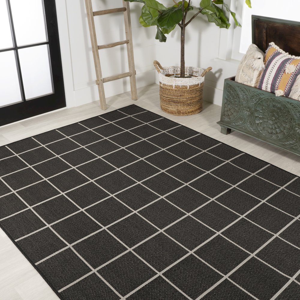 Grid Modern Squares Indoor/Outdoor Area Rug. Picture 4