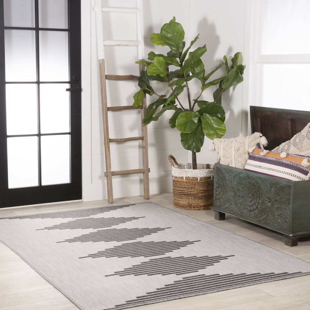 Vinales Diamond Stripe Indoor/Outdoor Area Rug. Picture 5