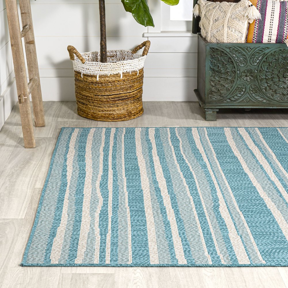 Castara Wavy Stripe Modern Indoor/Outdoor Area Rug. Picture 3