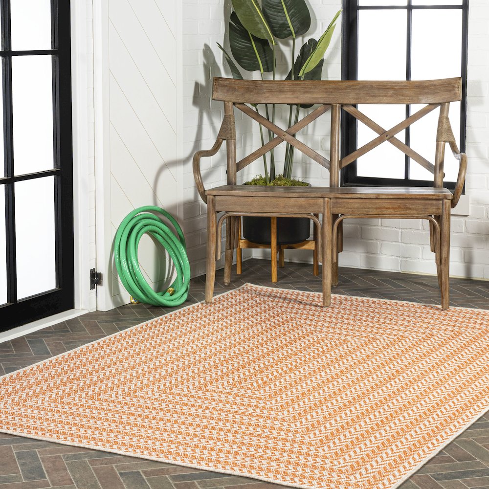 Chevron Modern Concentric Squares Indoor/Outdoor Area Rug. Picture 9