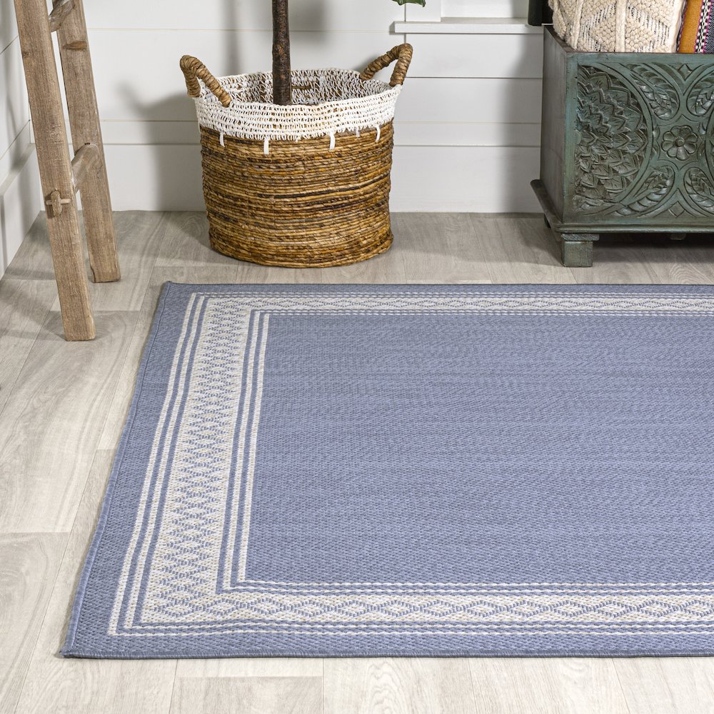 Lucia Classic Diamond Border Indoor/Outdoor Area Rug. Picture 3