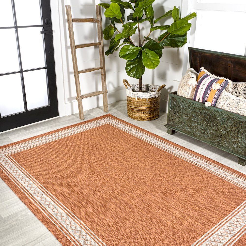 Lucia Classic Diamond Border Indoor/Outdoor Area Rug. Picture 4